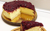 Краківський сирник з вишнею